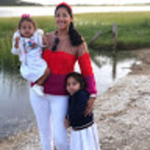 Meet your Posher, Leslie